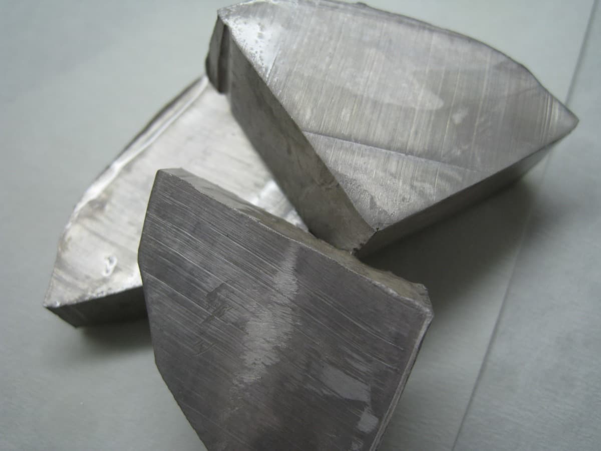 Na (Sodium) Metal